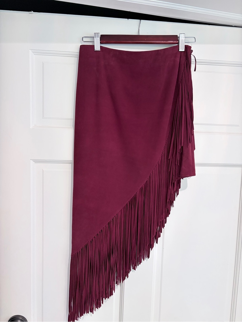 INTERMIX Burgundy Genuine Suede Leather Fringe Midi Skirt Petite $525